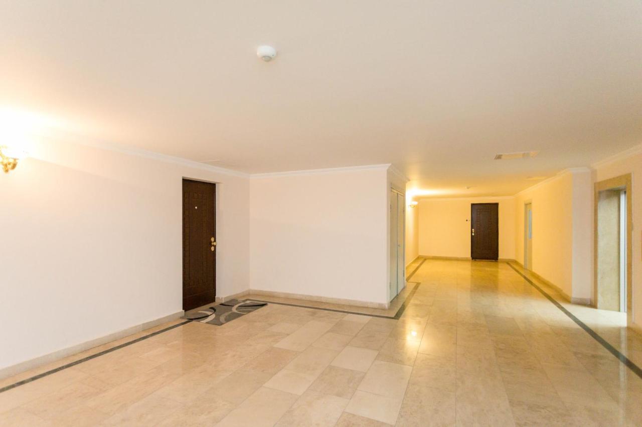 Central Cozy 3Bd-2Bath Apartment ティビリシ エクステリア 写真